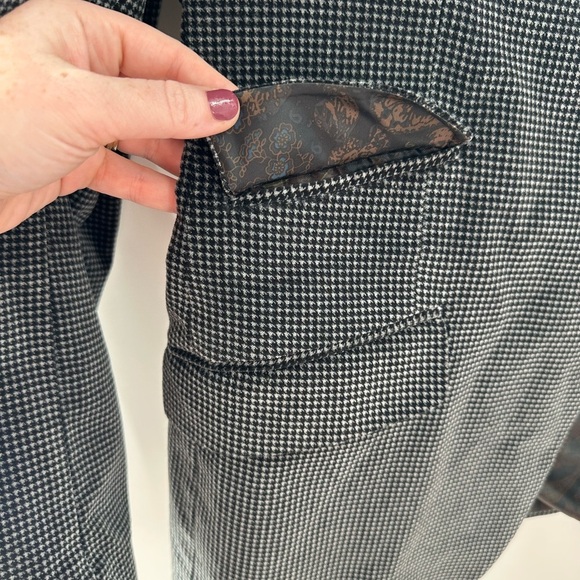 Tallia Mens Size 42R Velvet Two Button Blazer Sport Coat - Picture 6 of 9